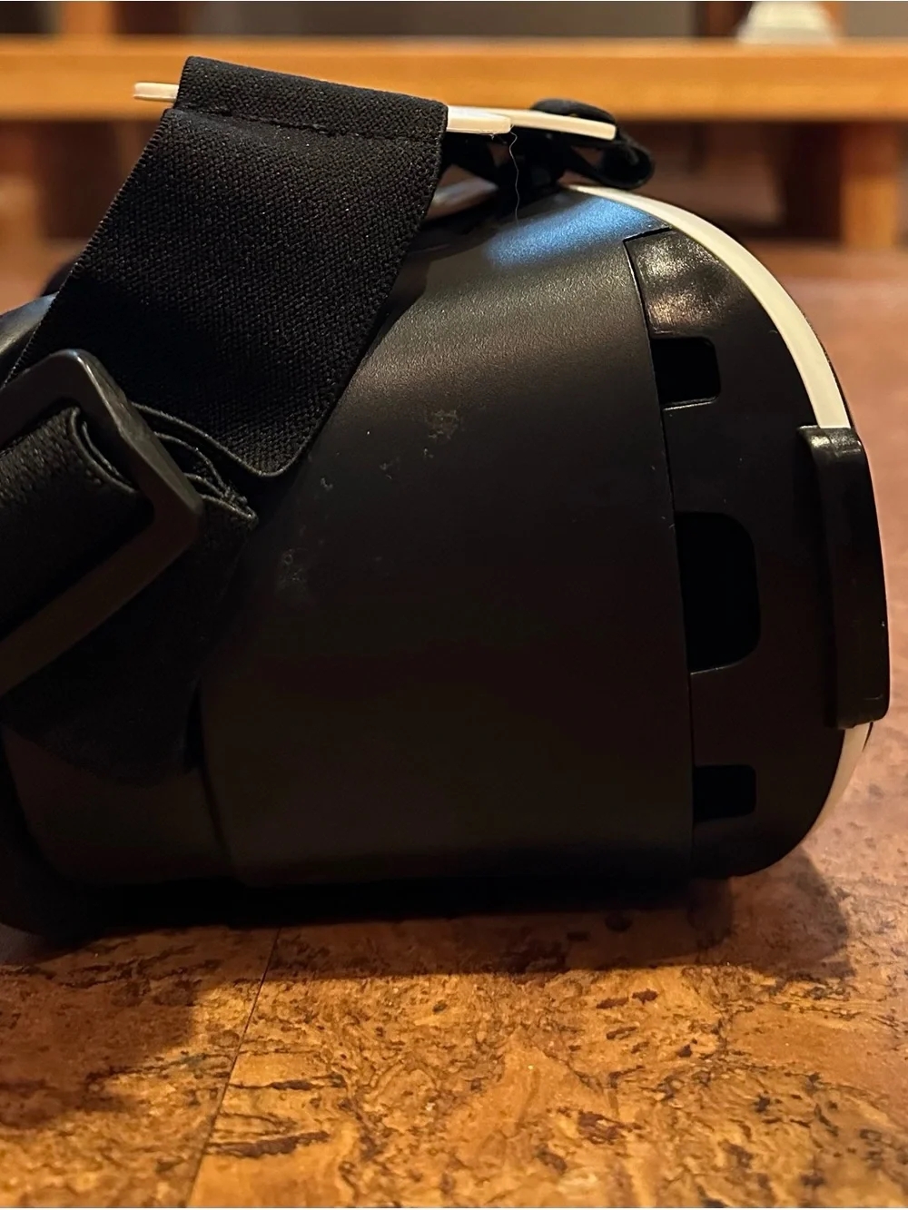 Xtreme VR Vue FX Virtual Reality Viewer Headset White/Black